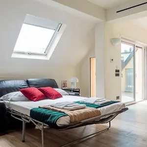 Apartamento The Best Rent - Attic With Terrace In Downtown, Milán