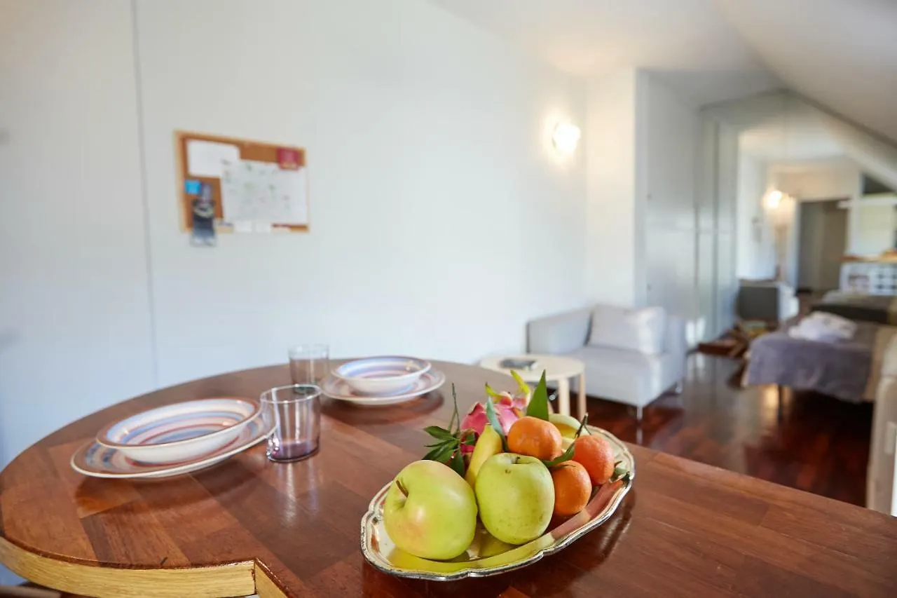 Guesthost - Studio Con Balcone Per 2 Persone Apartment Milan