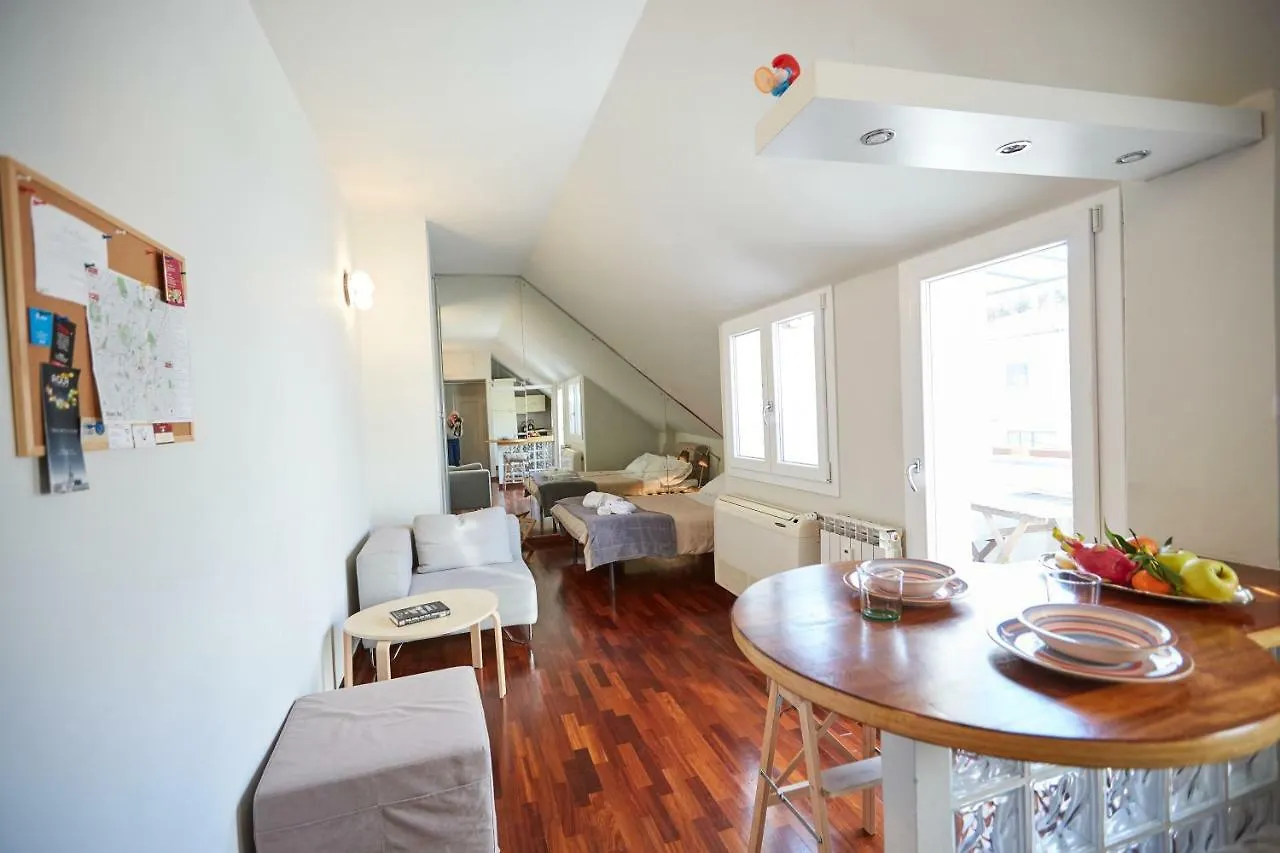 Διαμέρισμα Guesthost - Studio Con Balcone Per 2 Persone Μιλάνο